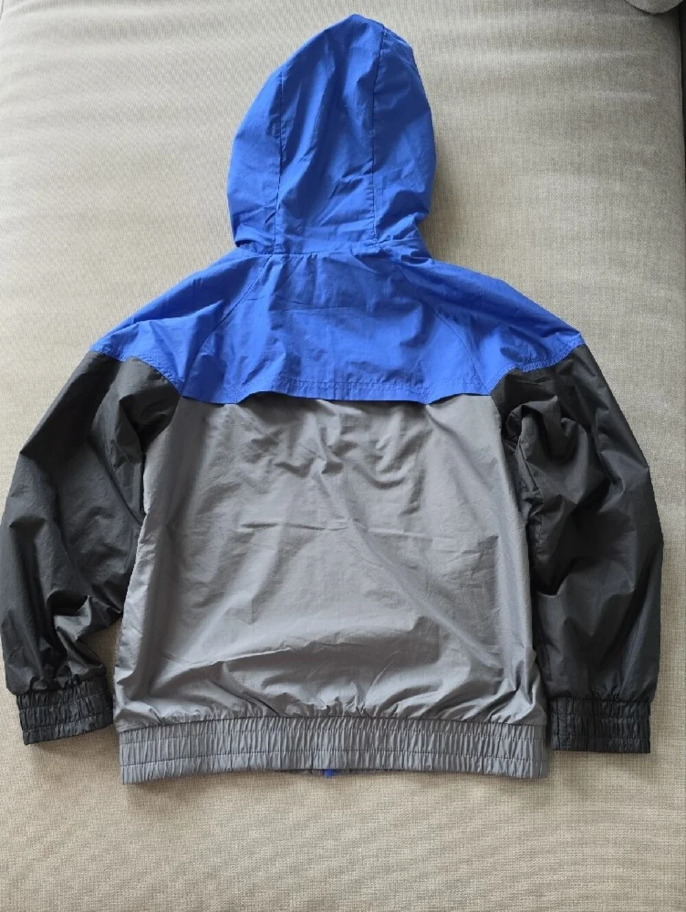Nike Kids Hooded Windbreaker Jacket in Royal Blue and Gray
